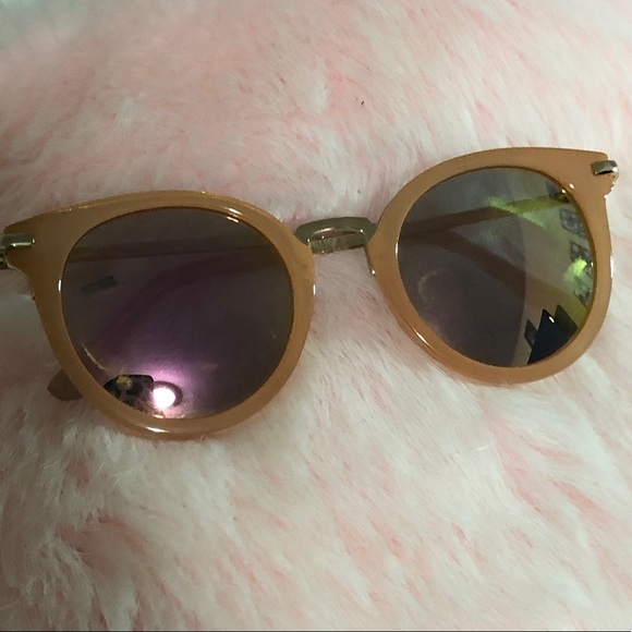 Loft Sunglasses - Picture 2 of 5